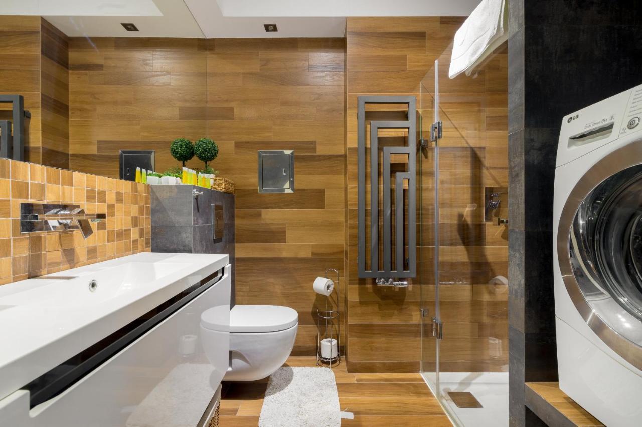 Hlonda Deluxe Apartment With Terrace Варшава Екстериор снимка